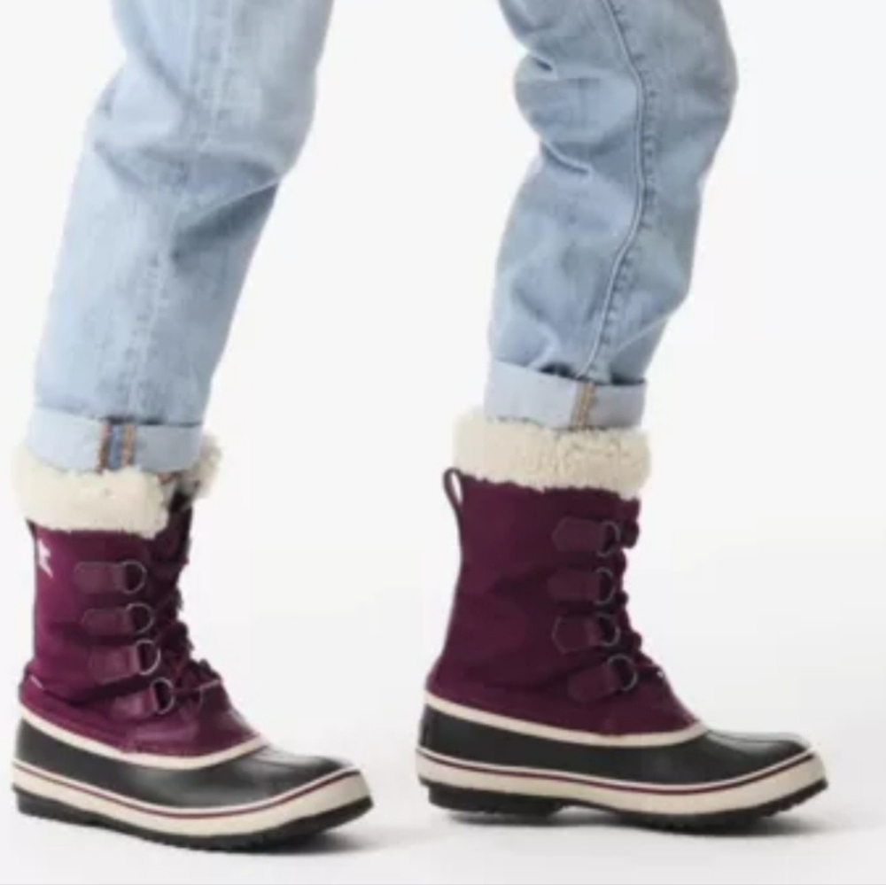 Sorel purple & black Youth size 4 PAC Nylon Waterproof Snow Boots backed synthti